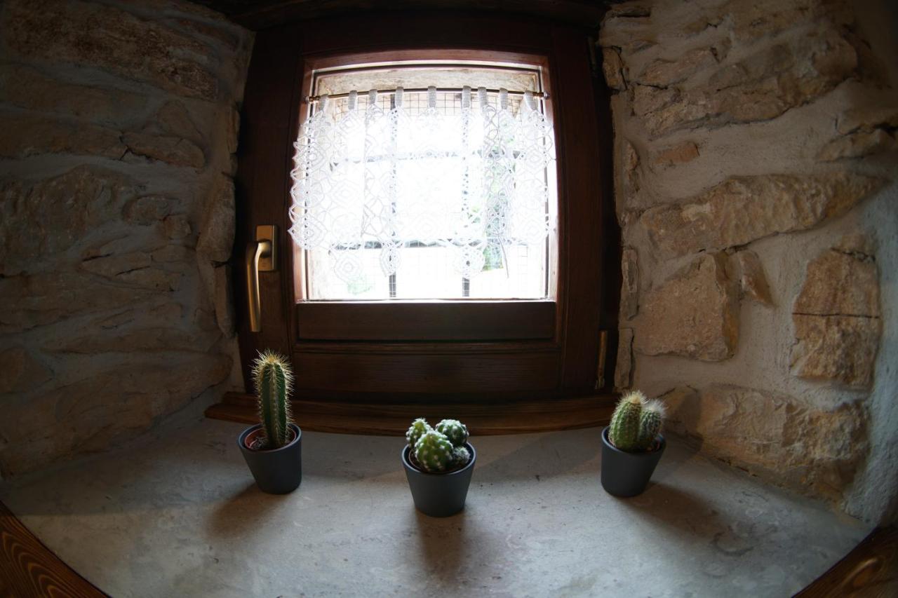 Borgo Grotta Gigante Casa Vacanze Alenka מראה חיצוני תמונה